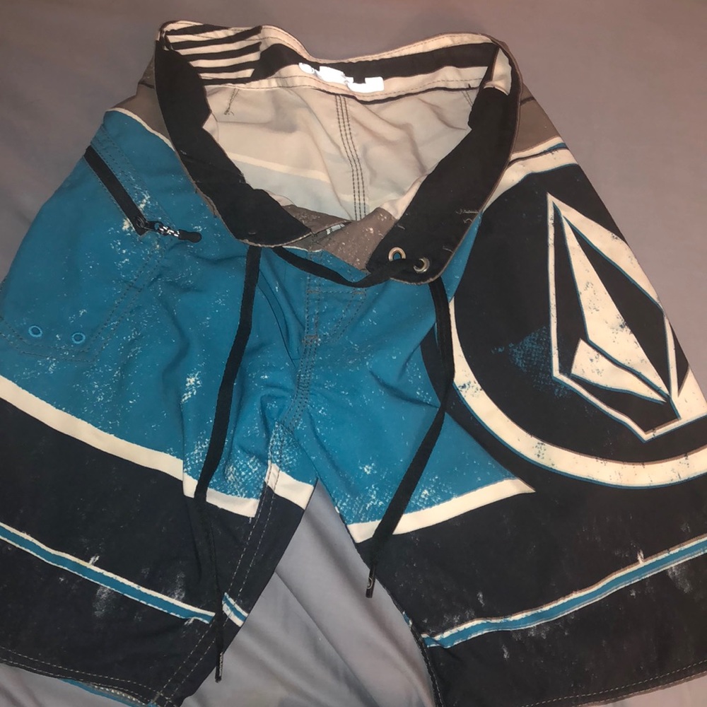 Volcom boys Boardshorts